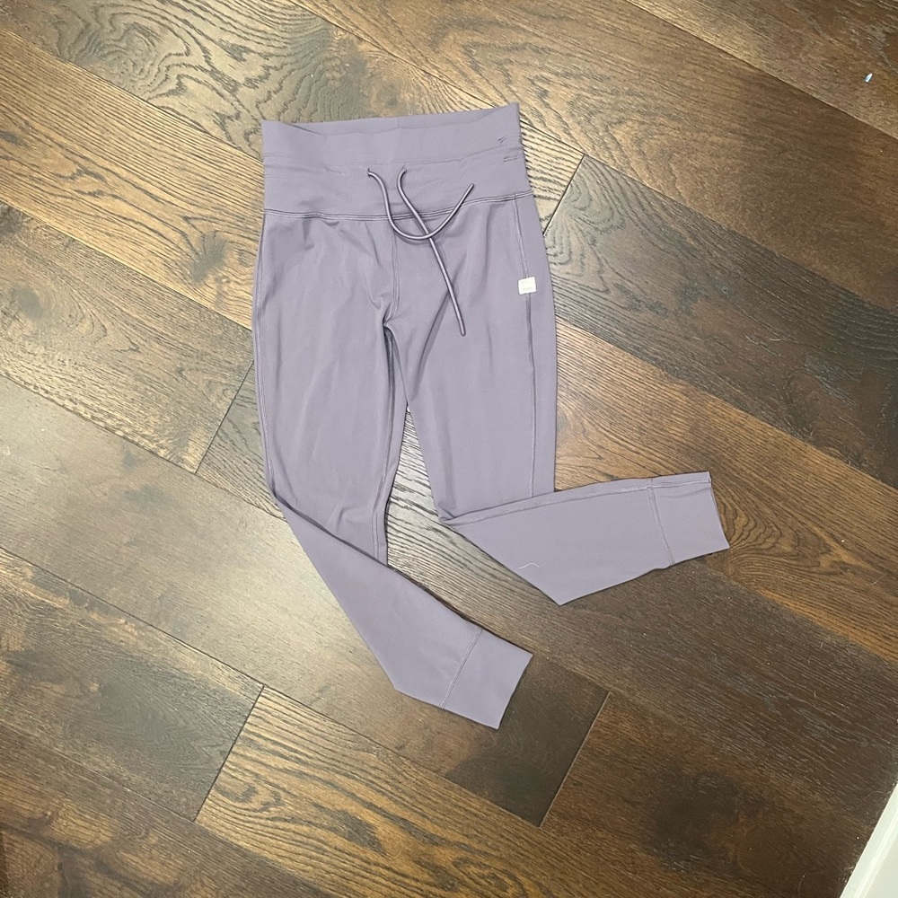 Vuori Women's Lavender Joggers
